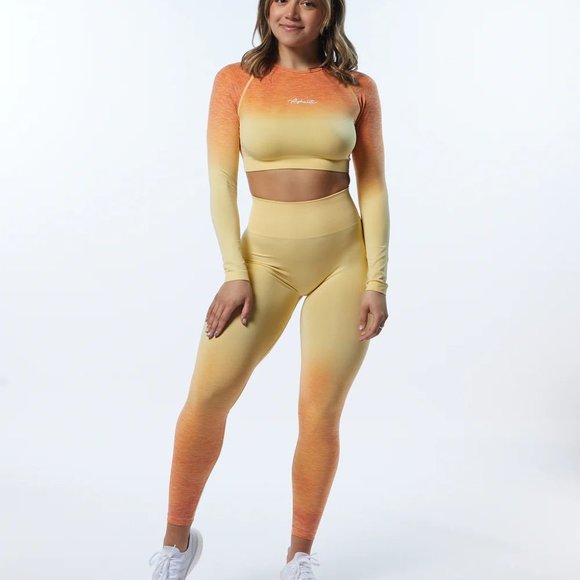 Alphalete - Ombré Amplify Legging - Honey - Picture 9 of 11